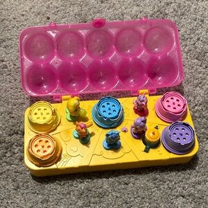 Hatchimals Alive Kids Toy Set with Figures